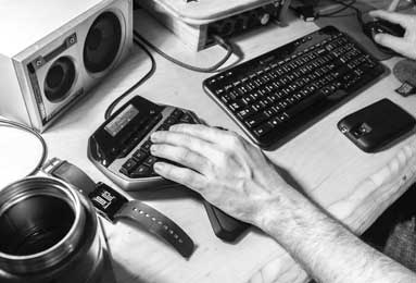 九游体育官网-制定户外运动发展规划、壮大冰雪经济，国办20条举措释放体育消费潜力