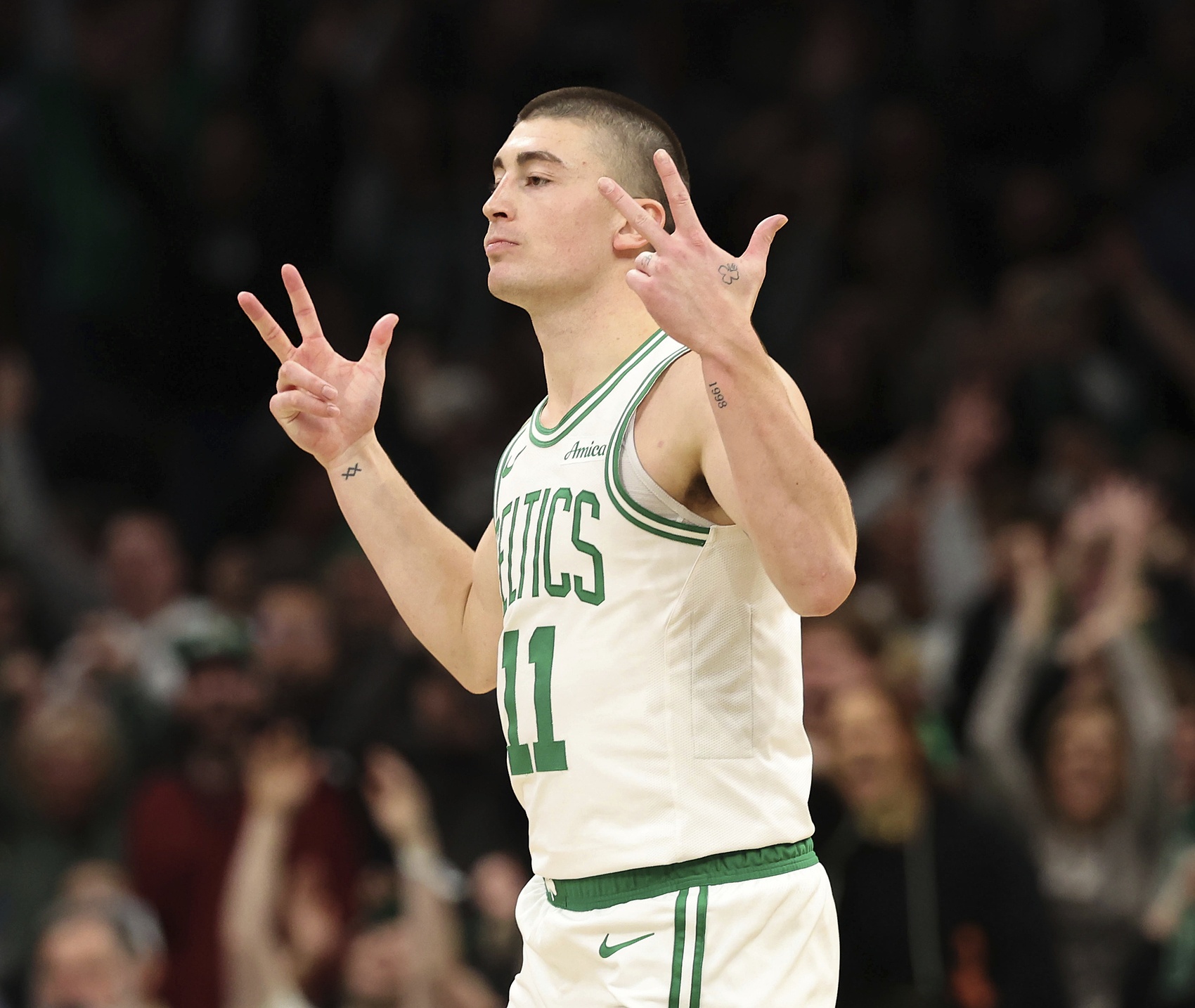 23分4板！普里查德：手指伤势已困扰了我一个月 但问题不大